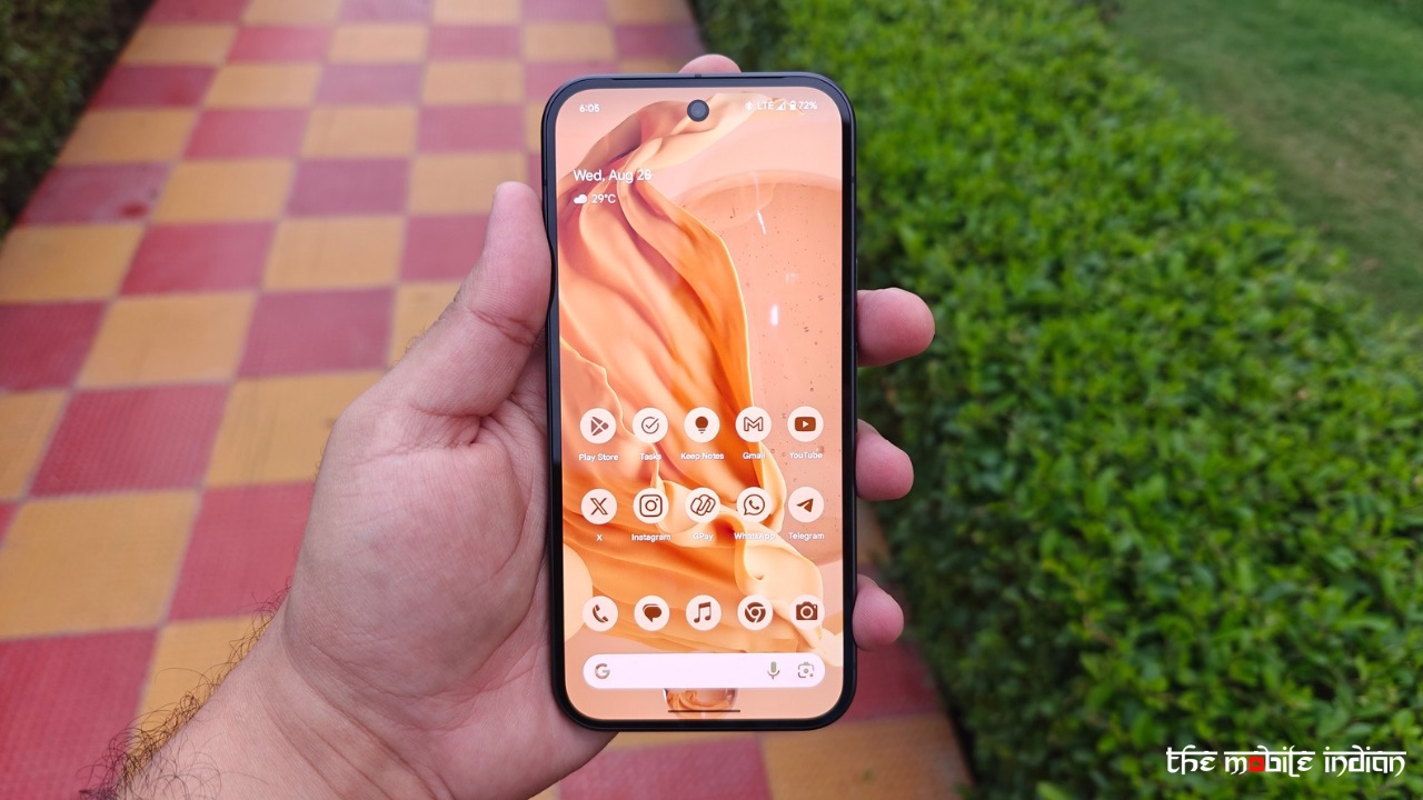 Pixel 9 display